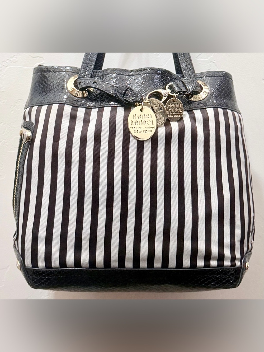 Henri Bendel 712 5th Avenue Stripe Black Leather Large Tote Shoulder Bag